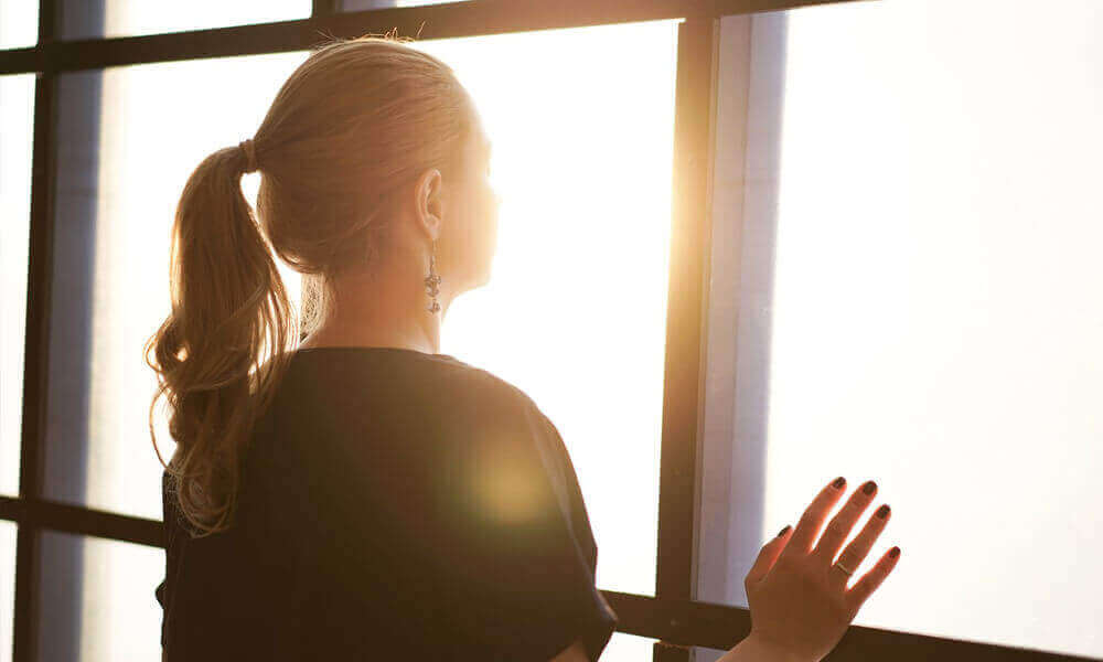 Femme active à la période de la ménopause